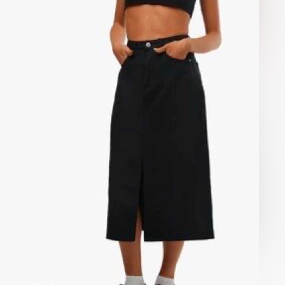 WEWOREWHAT Black Denim Midi Skirt